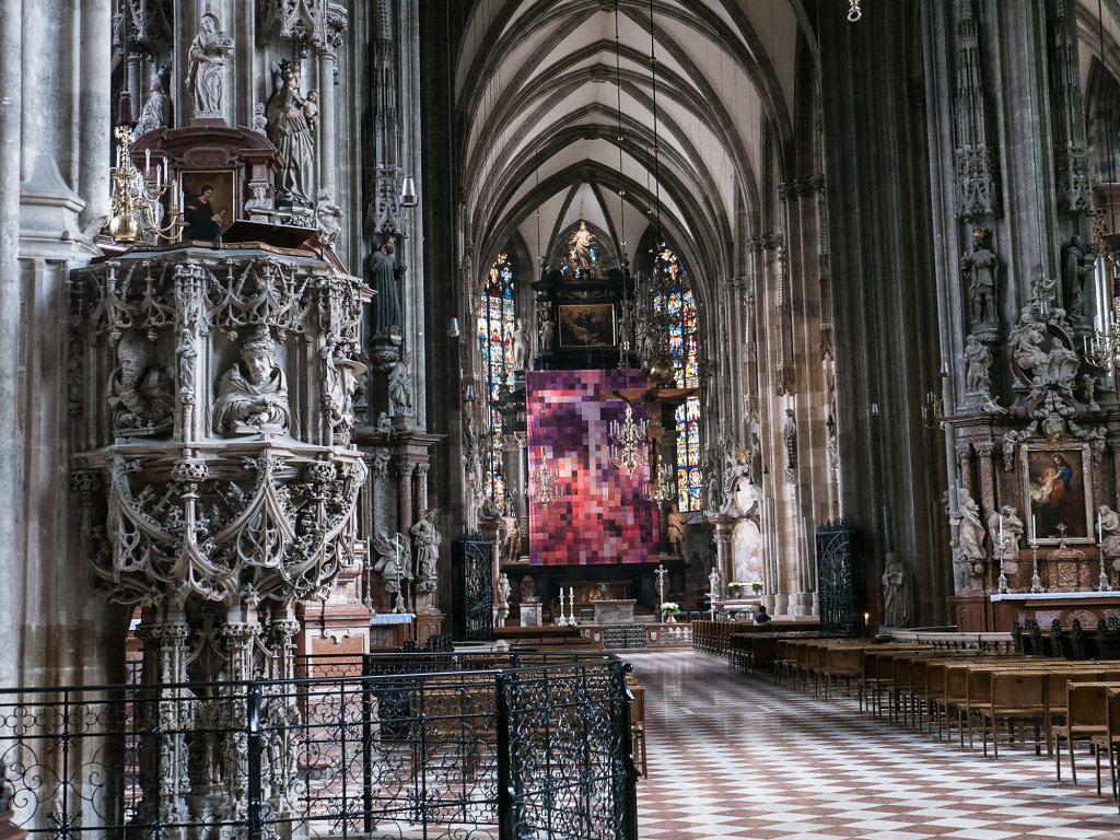 Inside Stephans-Dom