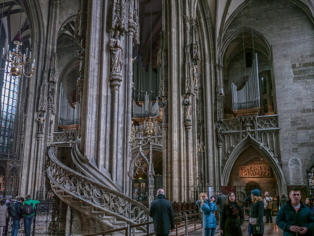 Inside Stephans-Dom