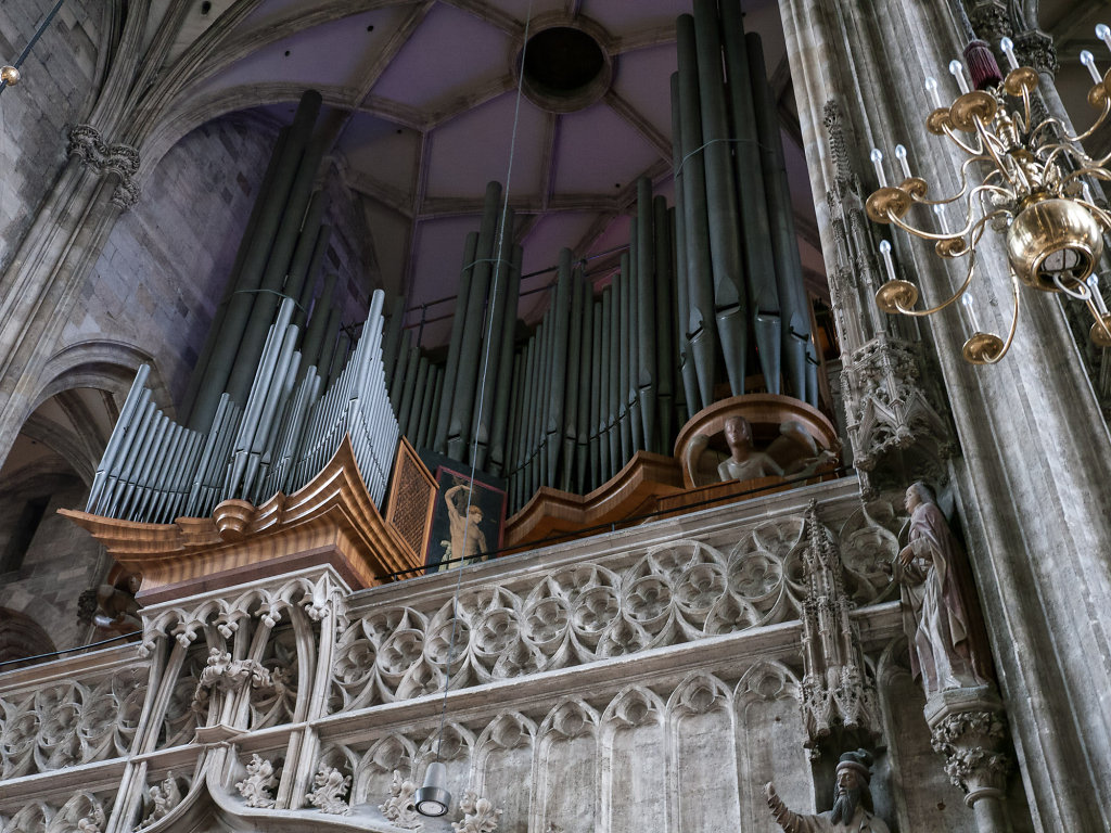 Inside Stephans-Dom